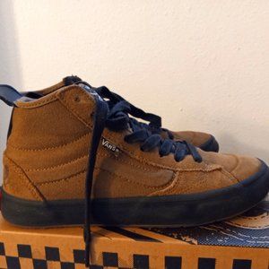 Lizzie Armanto, Dirt/Black, ECO Cush, Vans Skate Shoe